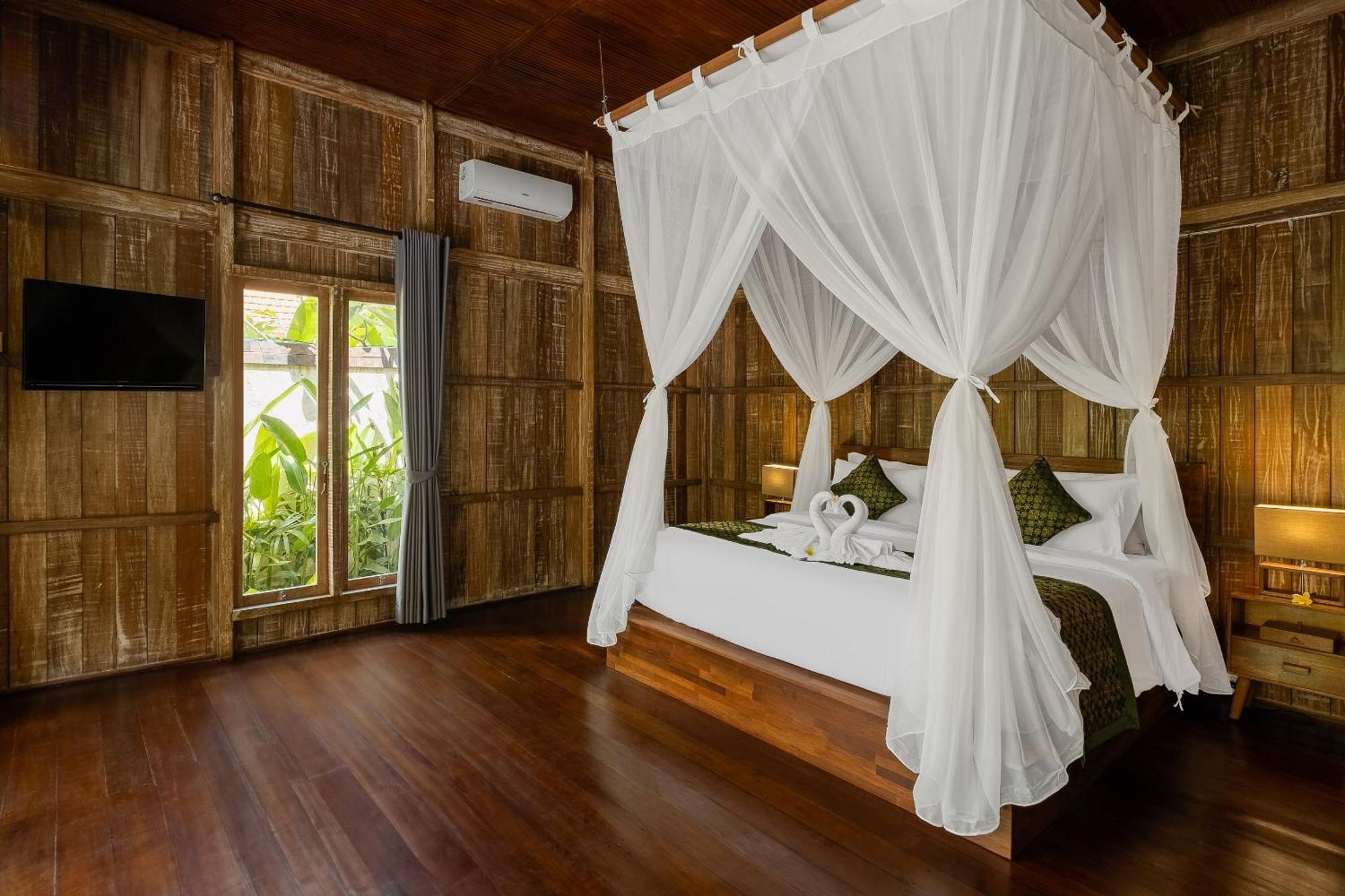 The Ulon Ubud Villa Exterior photo