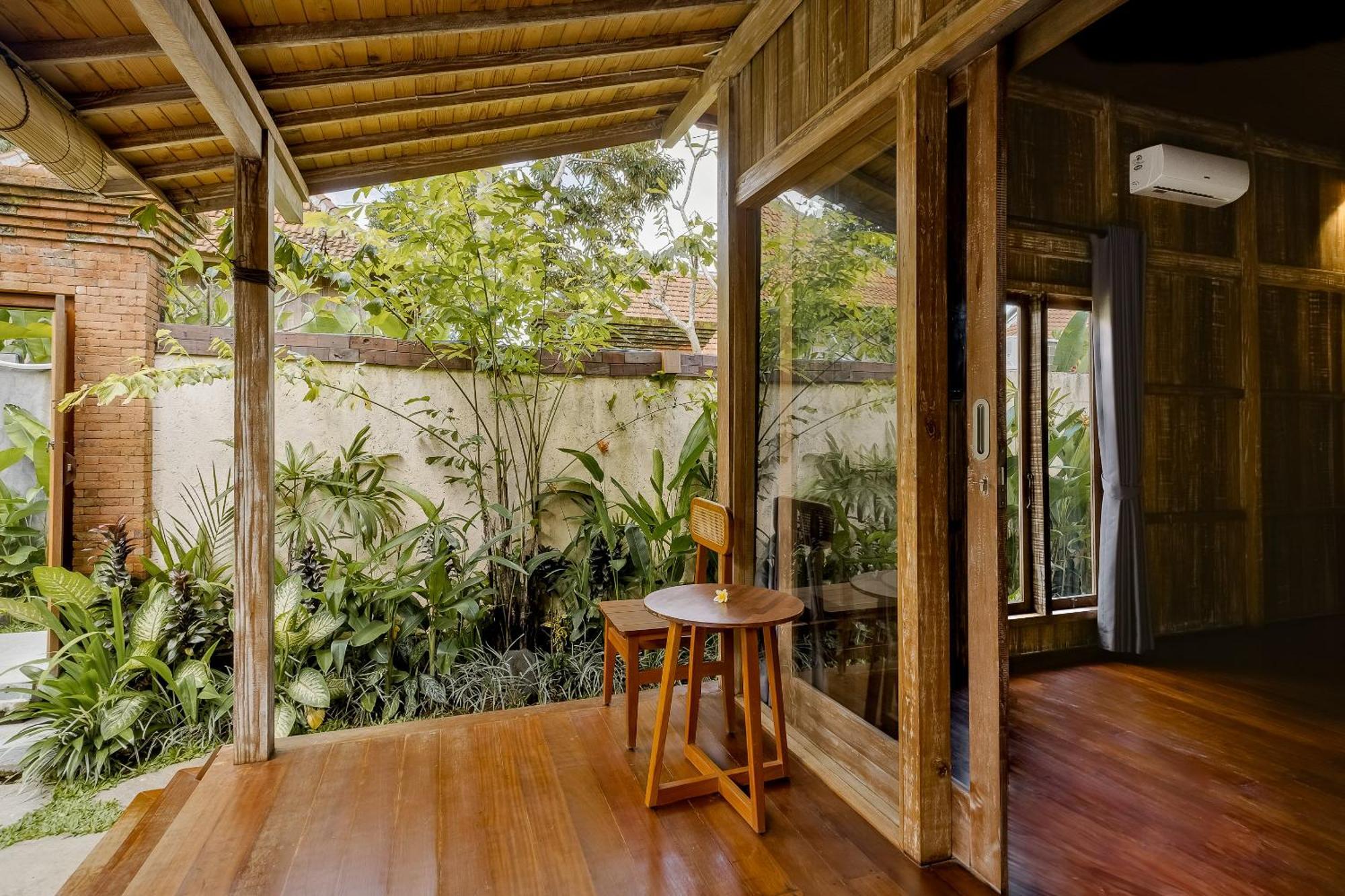 The Ulon Ubud Villa Exterior photo