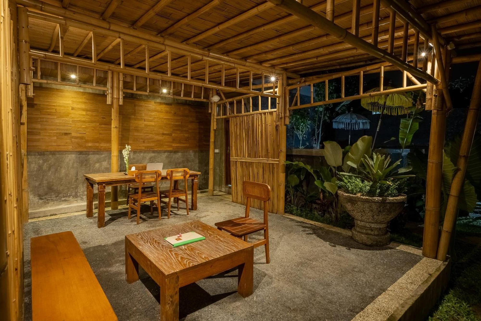 The Ulon Ubud Villa Exterior photo